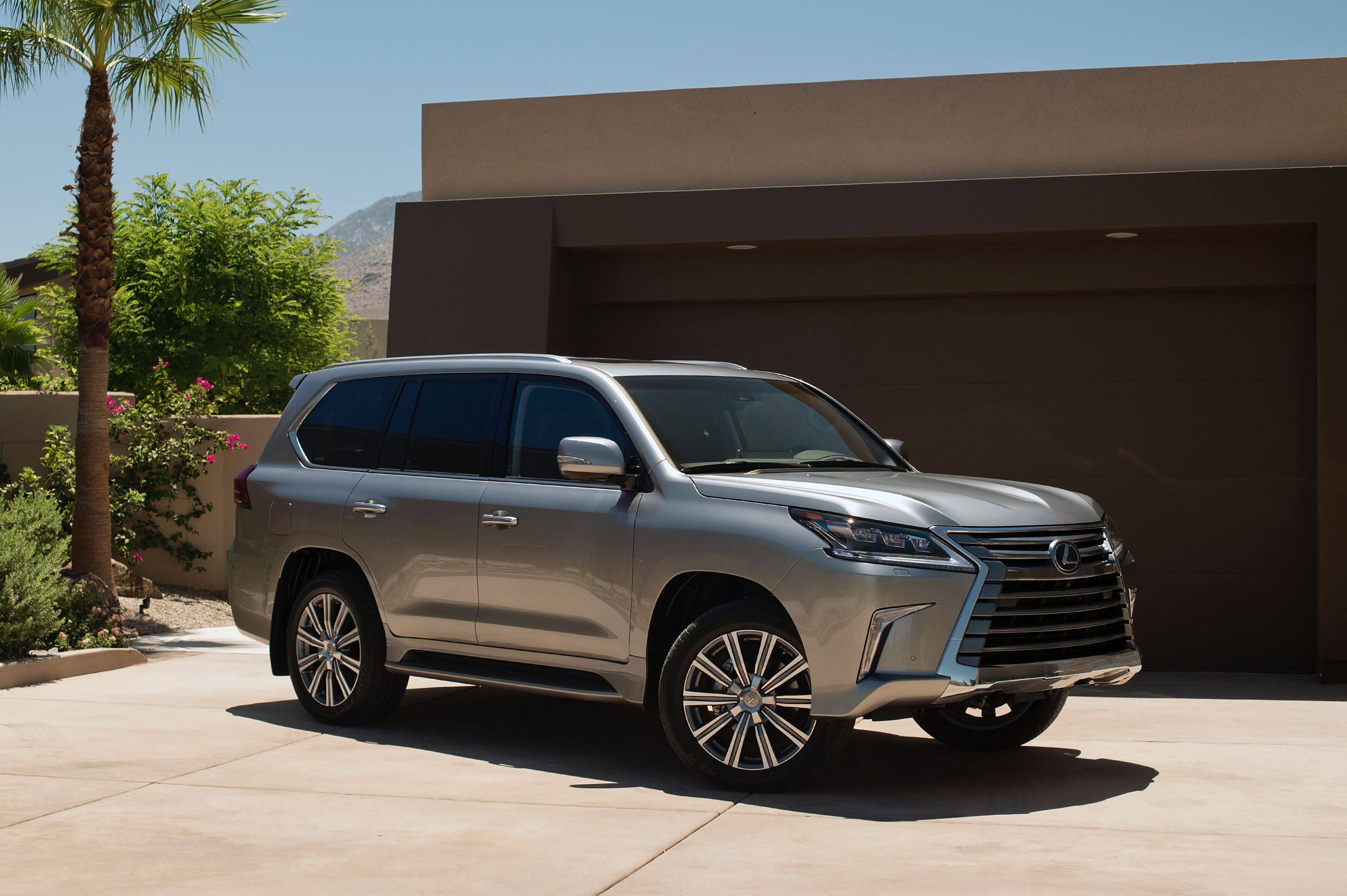 lexuslx570