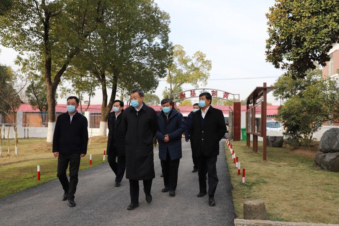 温刚涉及的重大事件和影响评价|精选解释解析落实